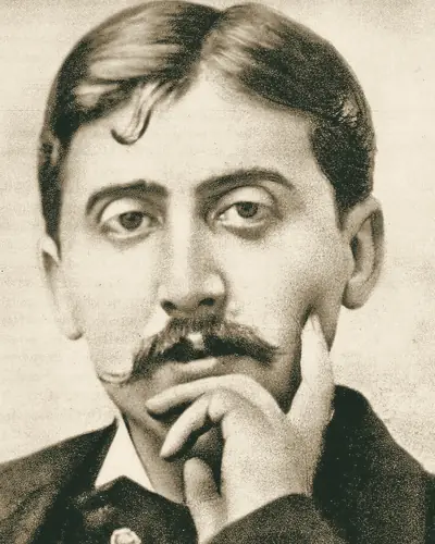 Portrait photographique de Marcel Proust jeune, la main sous le menton